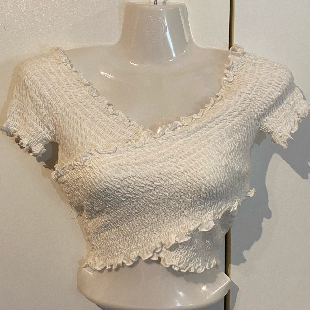 Heart and Hips Off White Criss Cross Stretchy Crop Top Size S NWT